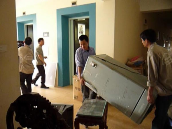 Thu&ecirc; xe tải chuyển nh&agrave; trọn g&oacute;i Đồng Hới Quảng B&igrave;nh Quảng Trị